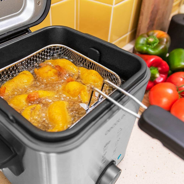 Freidora eléctrica Cecotec CleanFry Advance 1500 Inox de 900W y 1,5L con filtro OilClean