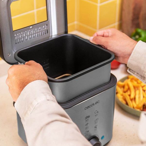 Freidora eléctrica Cecotec CleanFry Advance 1500 Inox de 900W y 1,5L con filtro OilClean